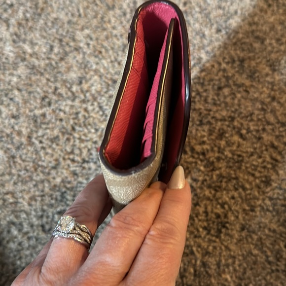 Auth Coach Wallet - Picture 4 of 7